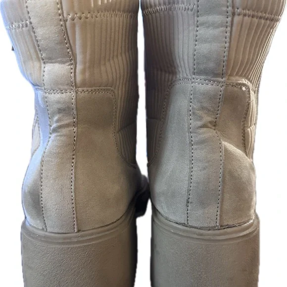 TORRID Chelsea Booties - Picture 4 of 6